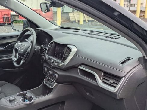 Certified 2023 GMC Terrain SLE w/ Driver Convenience Package AWD/4WD image 35