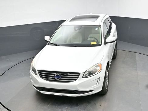 Used 2016 Volvo XC60 T6 w/ Proximity Package image 18