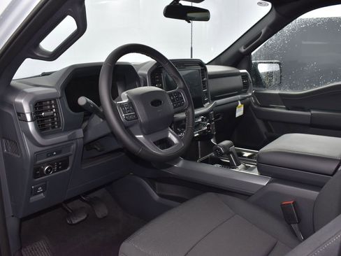 New 2025 Ford F150 XLT w/ Equipment Group 301A Standard image 8