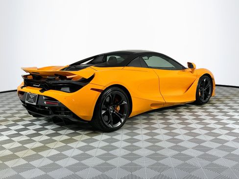 Used 2020 McLaren 720S Spider image 30