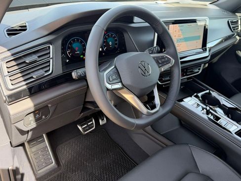 New 2026 Volkswagen Atlas Cross Sport SEL R-Line AWD/4WD image 4