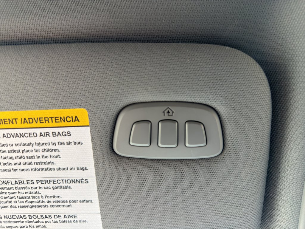 Used 2024 Ford Explorer Limited AWD/4WD image 32