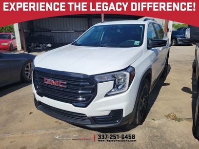 Used 2024 GMC Terrain SLE w/ Driver Convenience Package