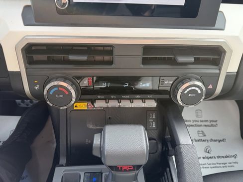 Certified 2024 Toyota Tacoma TRD Sport w/ TRD Sport Upgrade Package image 18