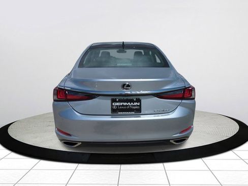 New 2025 Lexus ES 350 w/ Premium Package image 5