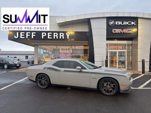 Used 2021 Dodge Challenger R/T w/ Blacktop Package image 1