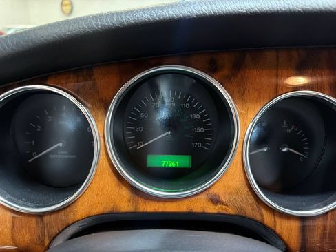 Used 2005 Jaguar XK8 Coupe RWD image 20