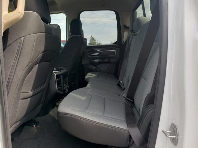 Used 2020 RAM 1500 Big Horn AWD/4WD image 12