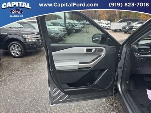 Certified 2023 Ford Explorer XLT w/ Equipment Group 202A image 19