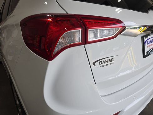 Used 2020 Buick Envision Essence FWD image 36