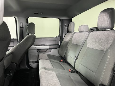 Used 2024 Ford F350 XLT image 14