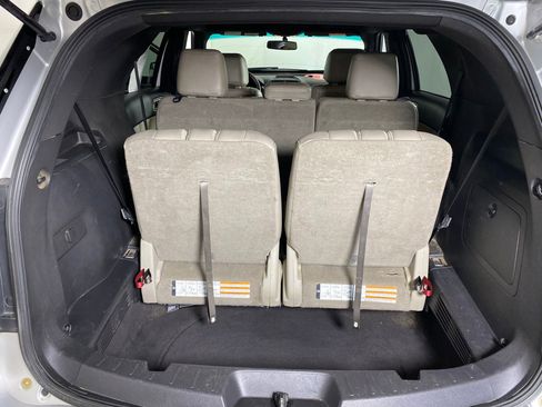 Used 2011 Ford Explorer XLT w/ 202A Rapid Spec Order Code image 29