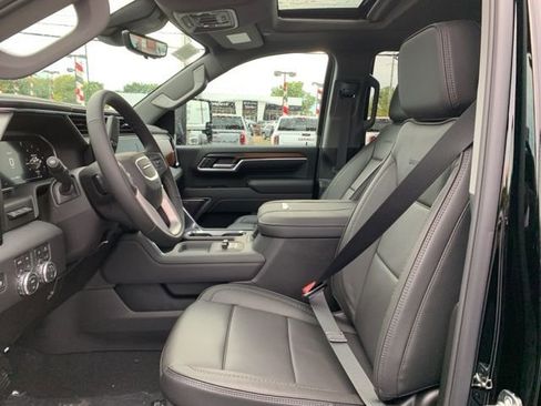 New 2026 GMC Sierra 2500 Denali w/ Denali Reserve Package image 12