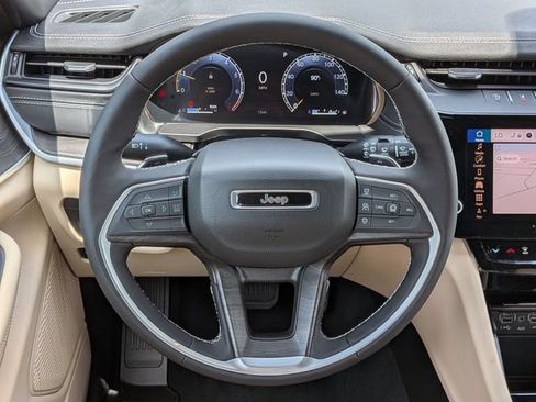 New 2026 Jeep Grand Cherokee Limited AWD/4WD image 19
