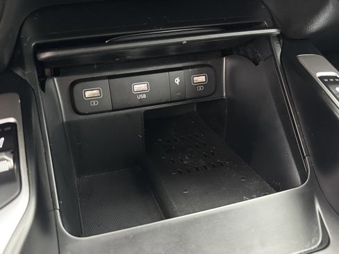 Used 2023 Kia Sorento S w/ Panoramic Sunroof Package image 33