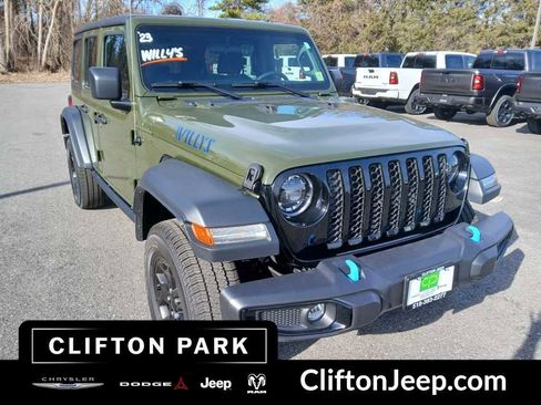 Certified 2023 Jeep Wrangler Unlimited image 3