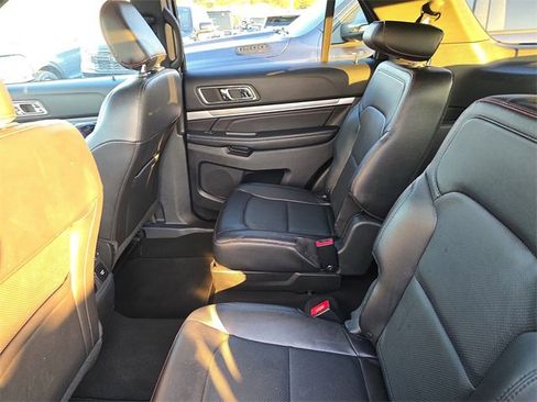 Used 2019 Ford Explorer Sport w/ Equipment Group 401A image 13