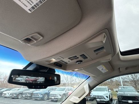 Used 2019 GMC Yukon Denali w/ Denali Ultimate Package image 31