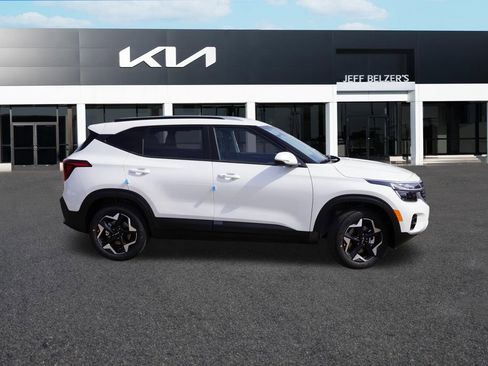 New 2026 Kia Seltos S AWD/4WD image 2