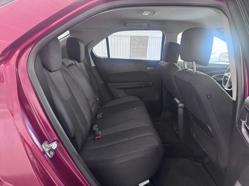 Used 2010 Chevrolet Equinox LT w/ Vehicle Interface Package FWD image 11