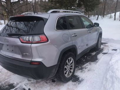 Used 2019 Jeep Cherokee Latitude Plus w/ Comfort/Convenience Group