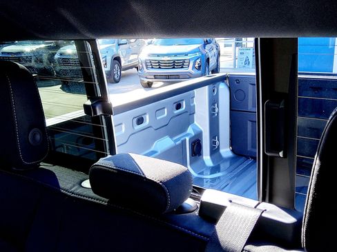 New 2026 GMC Canyon Elevation w/ Convenience Package image 10