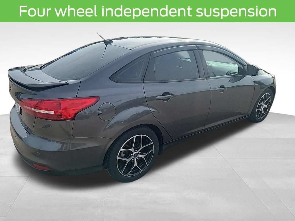 Used 2017 Ford Focus SEL w/ Cold Weather Package FWD image 17