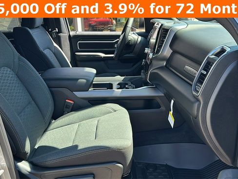 New 2025 RAM 1500 Big Horn image 32