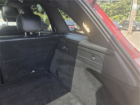 Used 2017 Mercedes-Benz GLC 300 4MATIC image 33