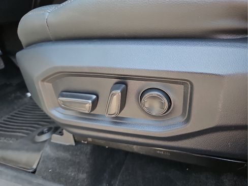 Used 2024 Toyota Tundra SR5 w/ SR5 Premium Package AWD/4WD image 14