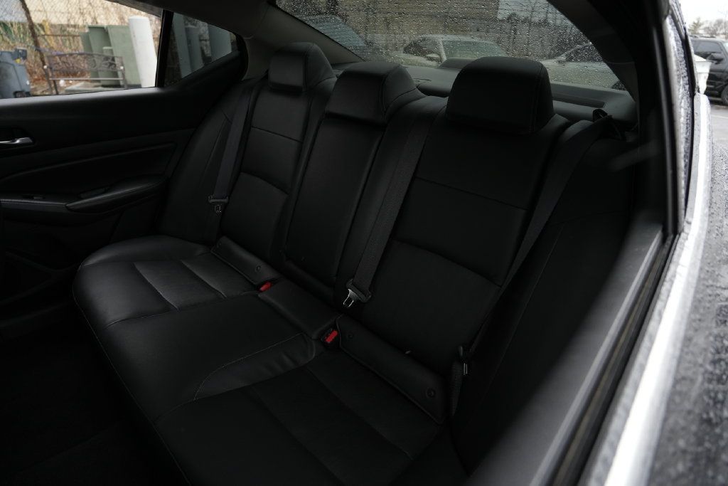 Used 2019 Nissan Altima 2.5 Platinum AWD/4WD image 19