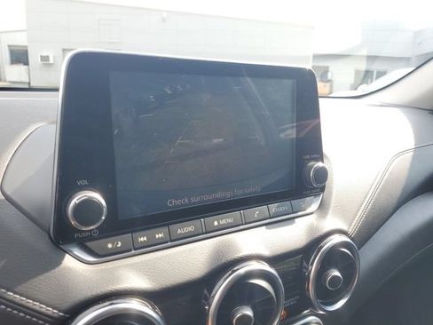 Used 2020 Nissan Sentra SV FWD image 22