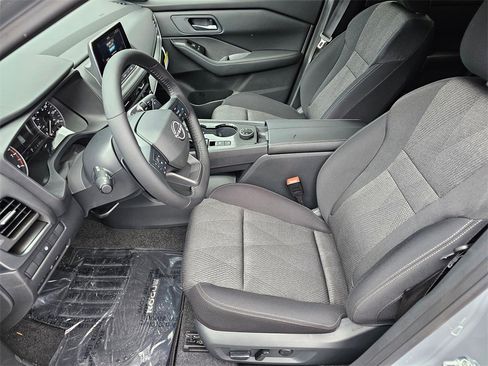 New 2026 Nissan Rogue SV w/ Cold Weather Package image 7