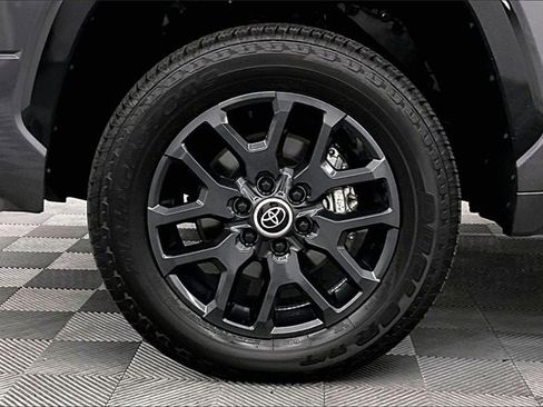 Used 2024 Toyota Tundra Platinum image 8