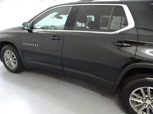 Used 2023 Chevrolet Traverse LT AWD/4WD image 19