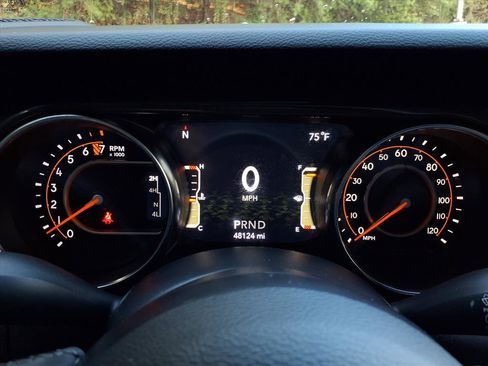 Used 2021 Jeep Wrangler Unlimited Sport image 18