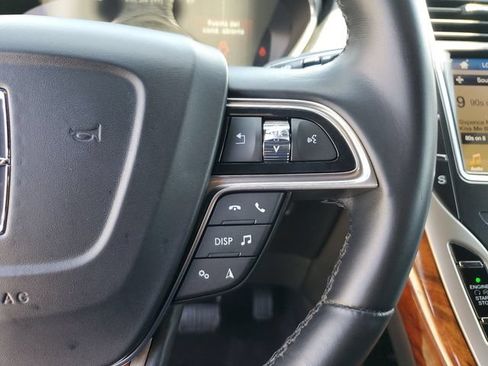 Used 2019 Lincoln Nautilus Select FWD image 23