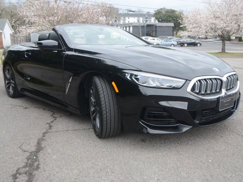Used 2025 BMW 840i Convertible image 9