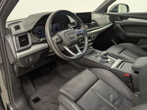 Used 2020 Audi Q5 2.0T Titanium Premium Plus image 4