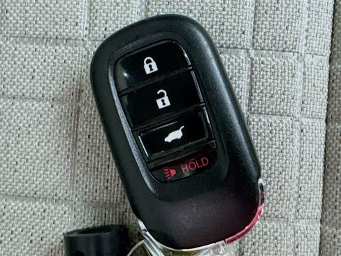 Used 2024 Honda HR-V LX image 34