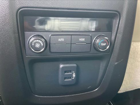 Used 2019 Buick Enclave Essence w/ Trailering Package, 5000 lbs. FWD image 31