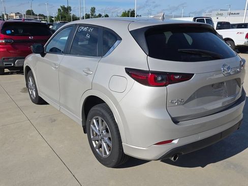 Used 2024 MAZDA CX-5 AWD 2.5 S w/ Select Package image 3
