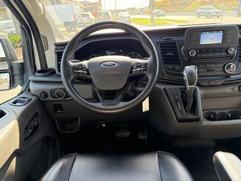 Used 2023 Ford Transit 350 XL image 28