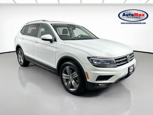 Used 2019 Volkswagen Tiguan SEL Premium w/ 3rd Row Seat Package AWD/4WD image 1