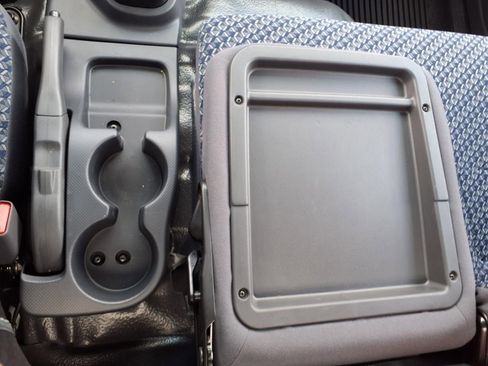 New 2025 Chevrolet Low Cab Forward image 9