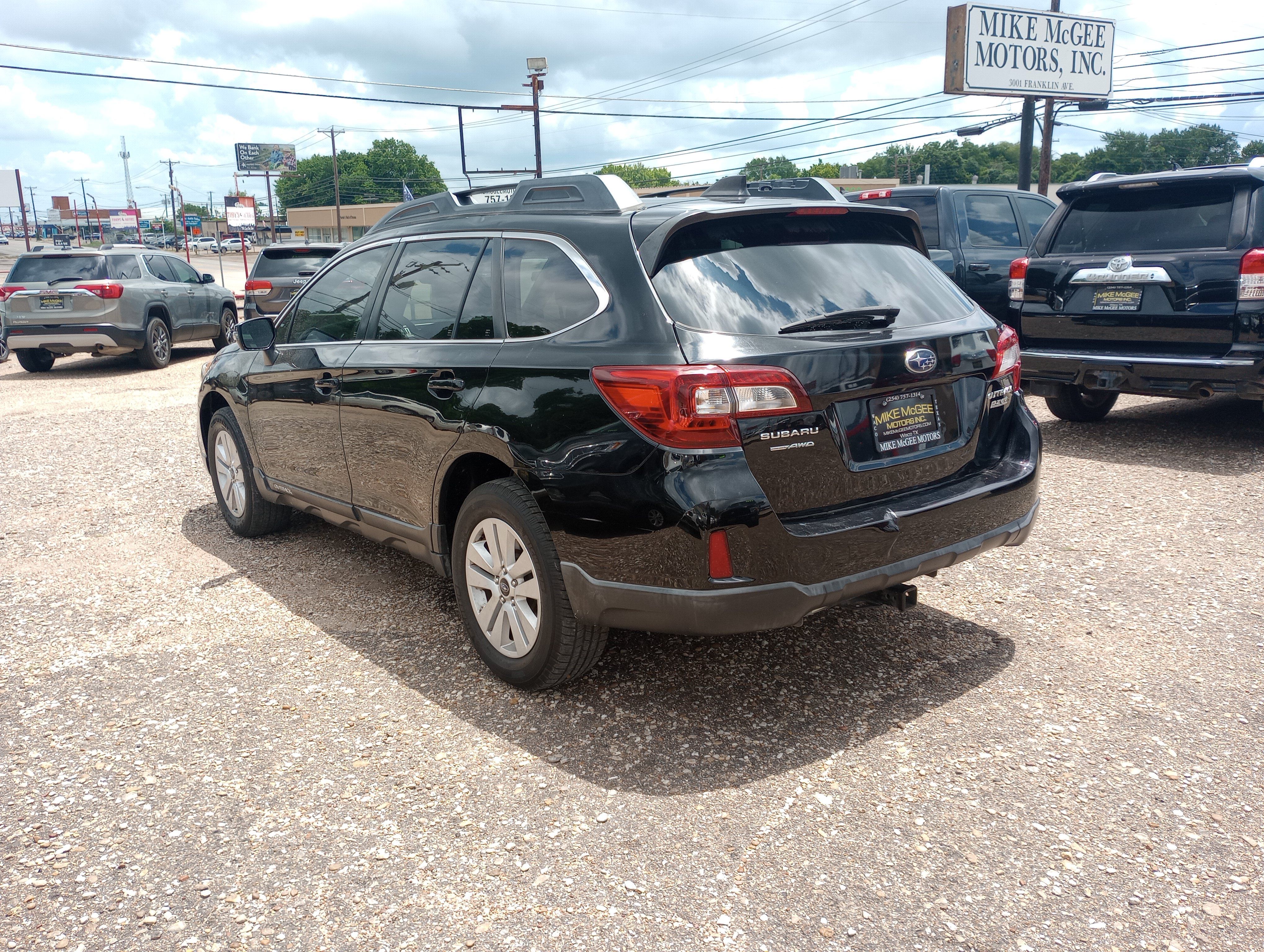 Used 2017 Subaru Outback 2.5i Premium AWD/4WD image 5