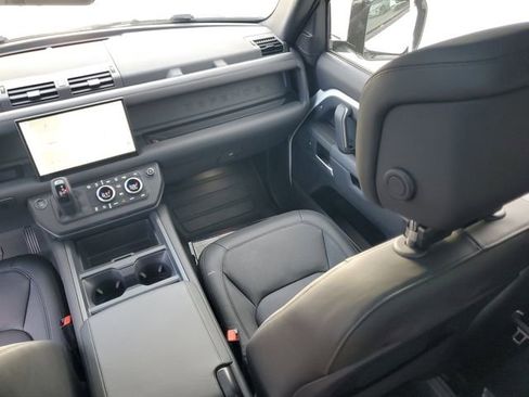 Certified 2025 Land Rover Defender 90 S image 16