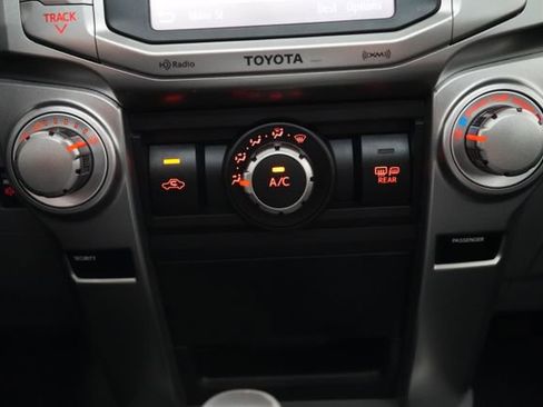 Used 2013 Toyota 4Runner SR5 w/ Premium Pkg AWD/4WD image 32