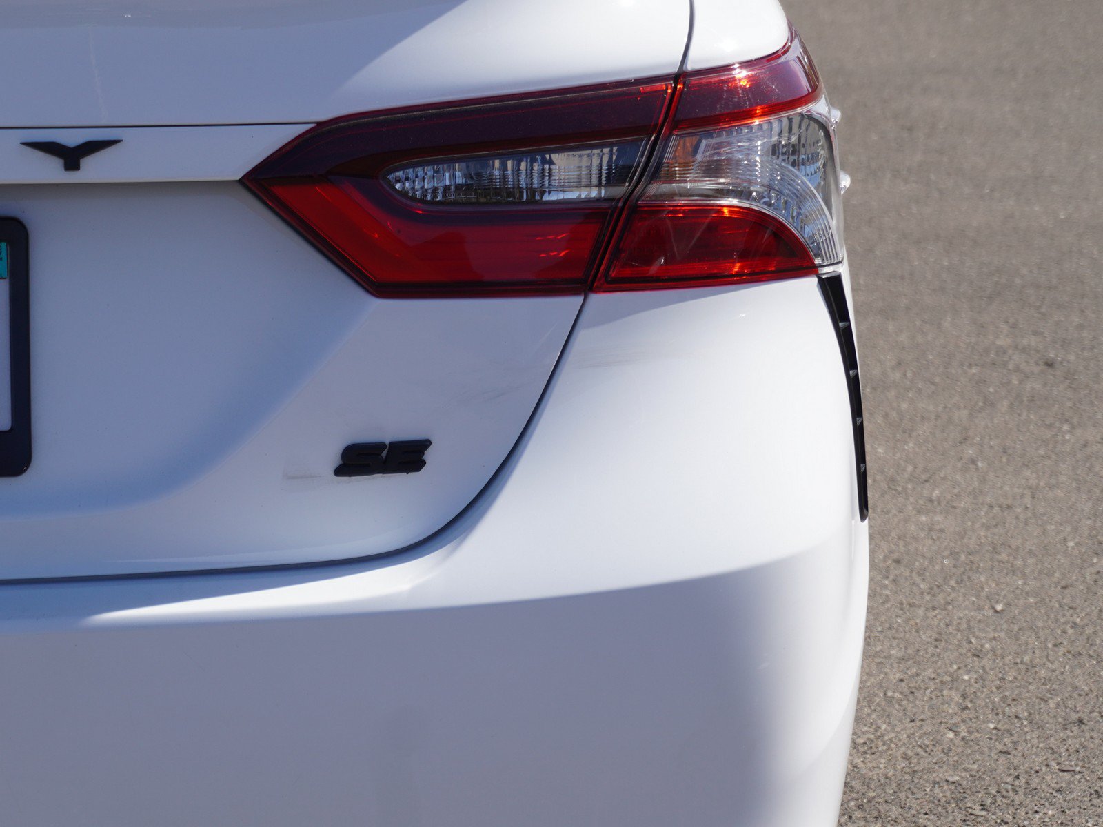 Used 2023 Toyota Camry SE FWD image 10