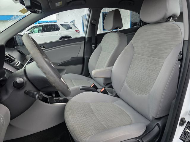Used 2017 Hyundai Accent SE FWD image 11